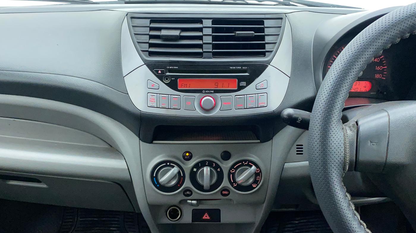 2010 Maruti A Star VXI, Petrol, Manual, 92,665 km, Air Conditioner