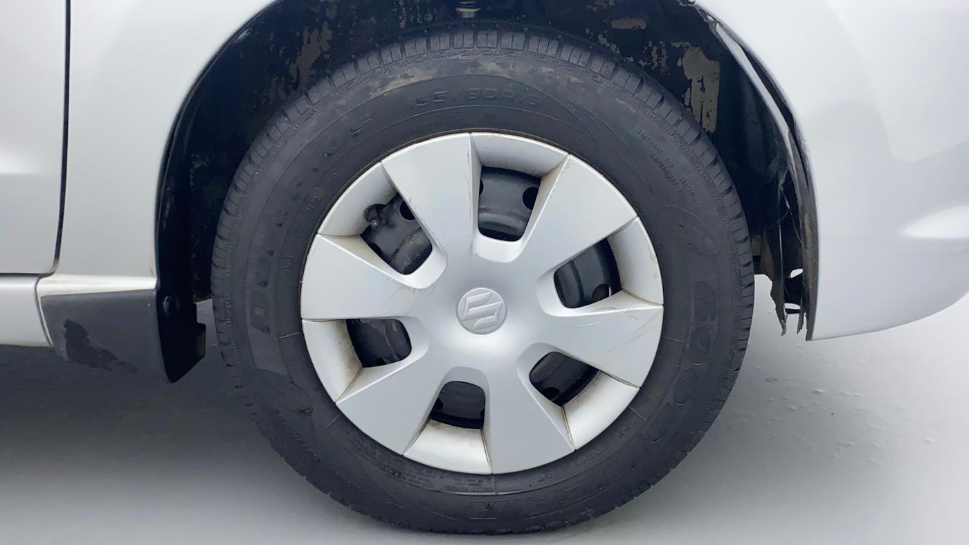 2010 Maruti A Star VXI, Petrol, Manual, 92,665 km, Right Front Wheel