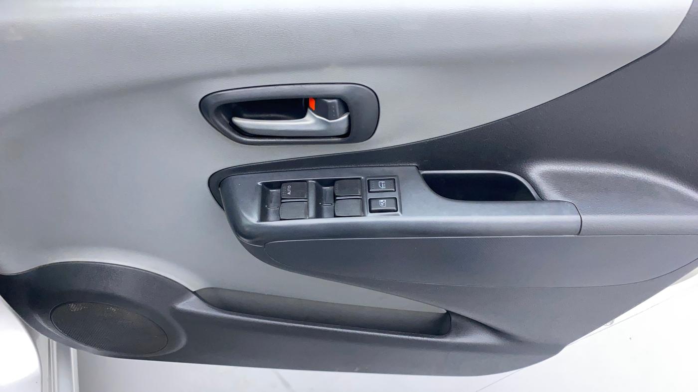 2010 Maruti A Star VXI, Petrol, Manual, 92,665 km, Driver Side Door Panels Control