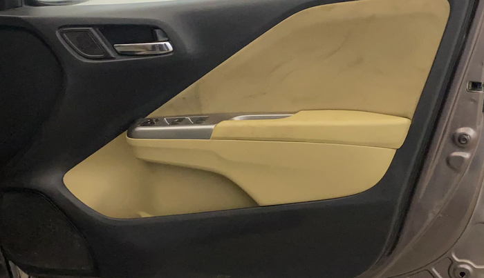 2016 Honda City 1.5L I-VTEC V MT, Petrol, Manual, 72,957 km, Driver Side Door Panels Control