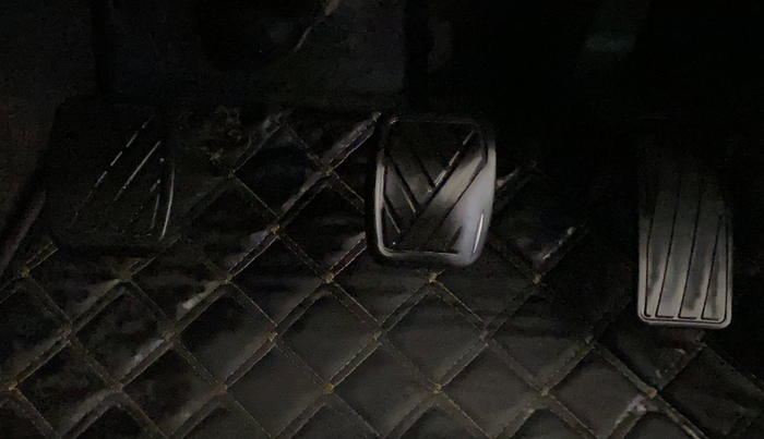 2016 Maruti Celerio VXI, CNG, Manual, 67,097 km, Pedals