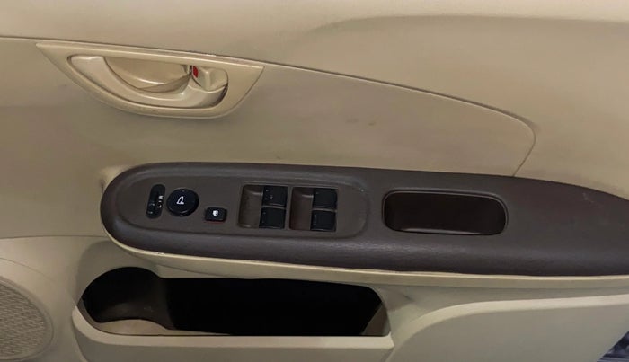 2013 Honda Brio S MT, Petrol, Manual, 27,749 km, Driver Side Door Panels Control