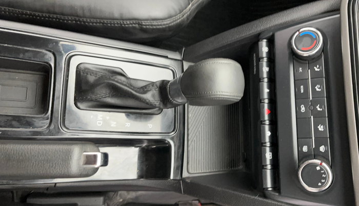 2023 Mahindra XUV700 AX 5 P AT 5 STR, Petrol, Automatic, 14,466 km, Gear Lever