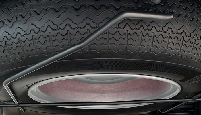 2020 Renault TRIBER RXZ AMT, Petrol, Automatic, 71,033 km, Spare Tyre