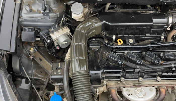 2018 Maruti Ciaz ALPHA 1.5 SHVS PETROL, Petrol, Manual, 68,462 km, Engine View - Right