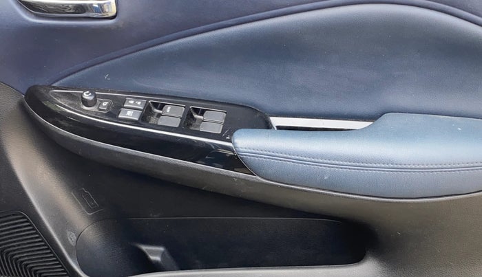 2023 Maruti Baleno ZETA 1.2 AGS, Petrol, Automatic, 28,659 km, Driver Side Door Panels Control