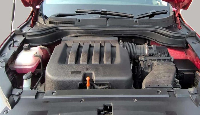 2022 Mahindra XUV700 AX 5 P AT 5 STR, Petrol, Automatic, 45,020 km, Engine View