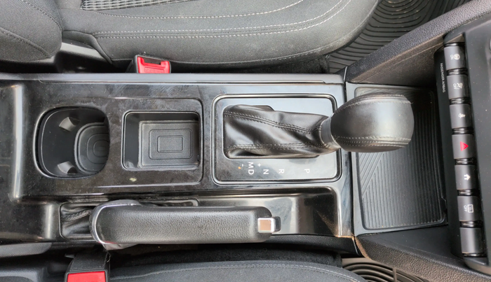 2022 Mahindra XUV700 AX 5 P AT 5 STR, Petrol, Automatic, 45,020 km, Gear Lever