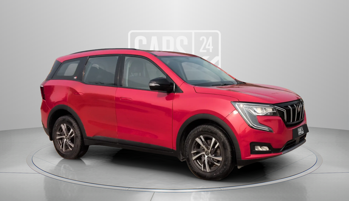 2022 Mahindra XUV700 AX 5 P AT 5 STR, Petrol, Automatic, 45,020 km, Right Front Diagonal