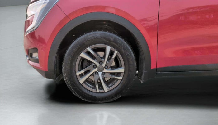 2022 Mahindra XUV700 AX 5 P AT 5 STR, Petrol, Automatic, 45,020 km, Left Front Wheel