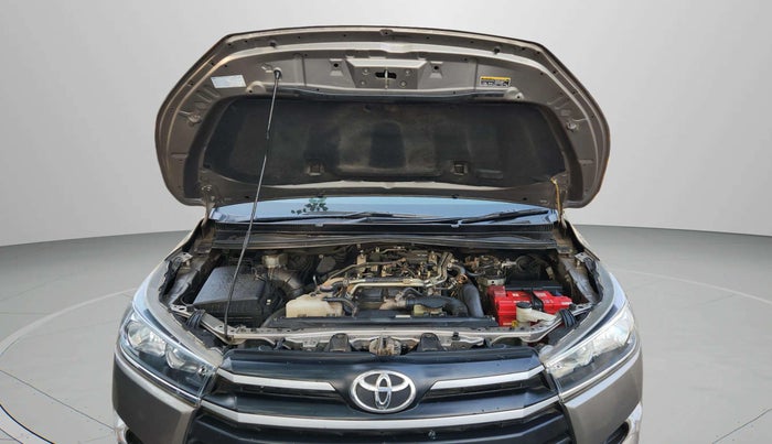 2017 Toyota Innova Crysta 2.8 GX AT 7 STR, Diesel, Automatic, 52,868 km, Open Bonet