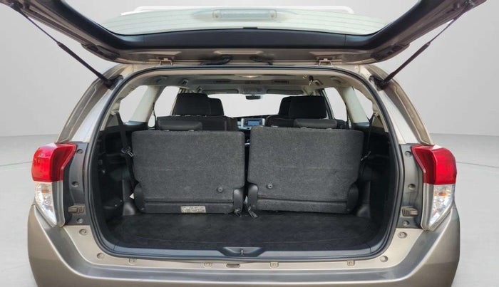 2017 Toyota Innova Crysta 2.8 GX AT 7 STR, Diesel, Automatic, 52,868 km, Boot Door Open