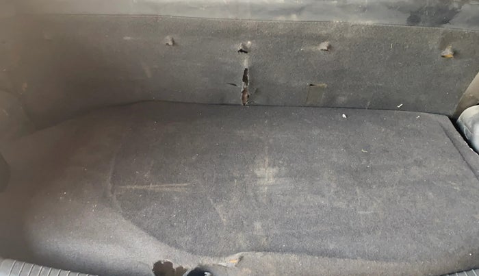 2014 Hyundai Grand i10 MAGNA 1.2 KAPPA VTVT, CNG, Manual, 1,30,977 km, Boot Inside