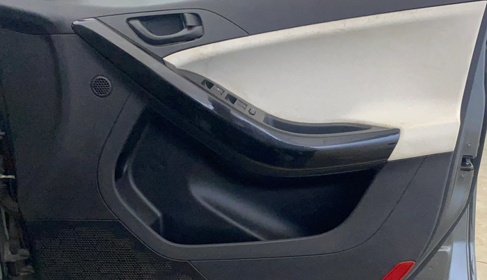 2024 Tata Curvv Creative 1.2 Petrol 7DCA, Petrol, Automatic, 17,564 km, Driver Side Door Panels Control