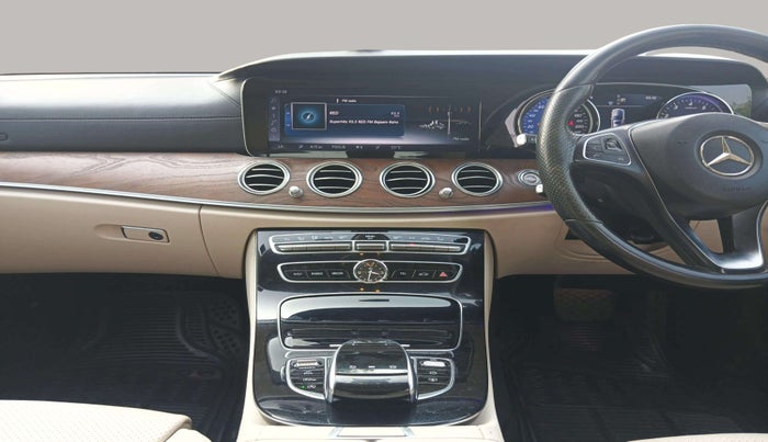 2017 Mercedes Benz E Class E 200 Avantgarde, Petrol, Automatic, 34,925 km, Air Conditioner