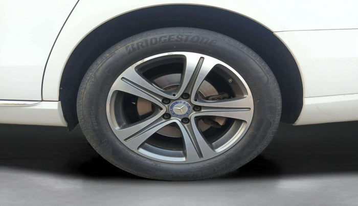 2017 Mercedes Benz E Class E 200 Avantgarde, Petrol, Automatic, 34,925 km, Left Rear Wheel