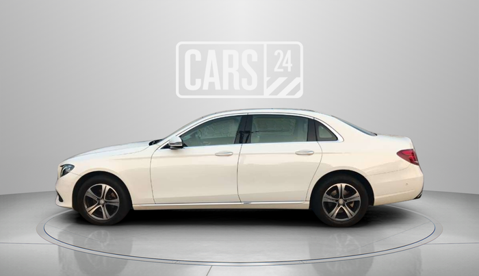 2017 Mercedes Benz E Class E 200 Avantgarde, Petrol, Automatic, 34,925 km, Left Side