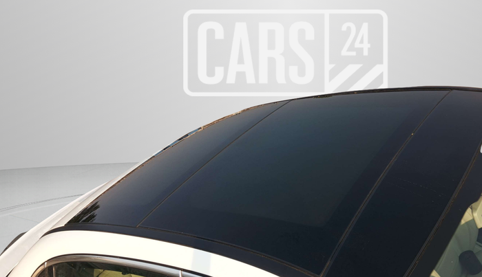 2017 Mercedes Benz E Class E 200 Avantgarde, Petrol, Automatic, 34,925 km, Roof