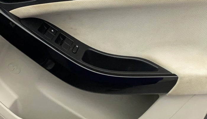 2021 Tata NEXON XZA PLUS SUNROOF PETROL, Petrol, Automatic, 56,395 km, Driver Side Door Panels Control