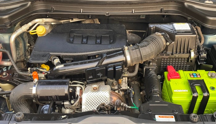 2020 Mahindra XUV300 W6 1.2 PETROL, Petrol, Manual, 57,600 km, Engine View