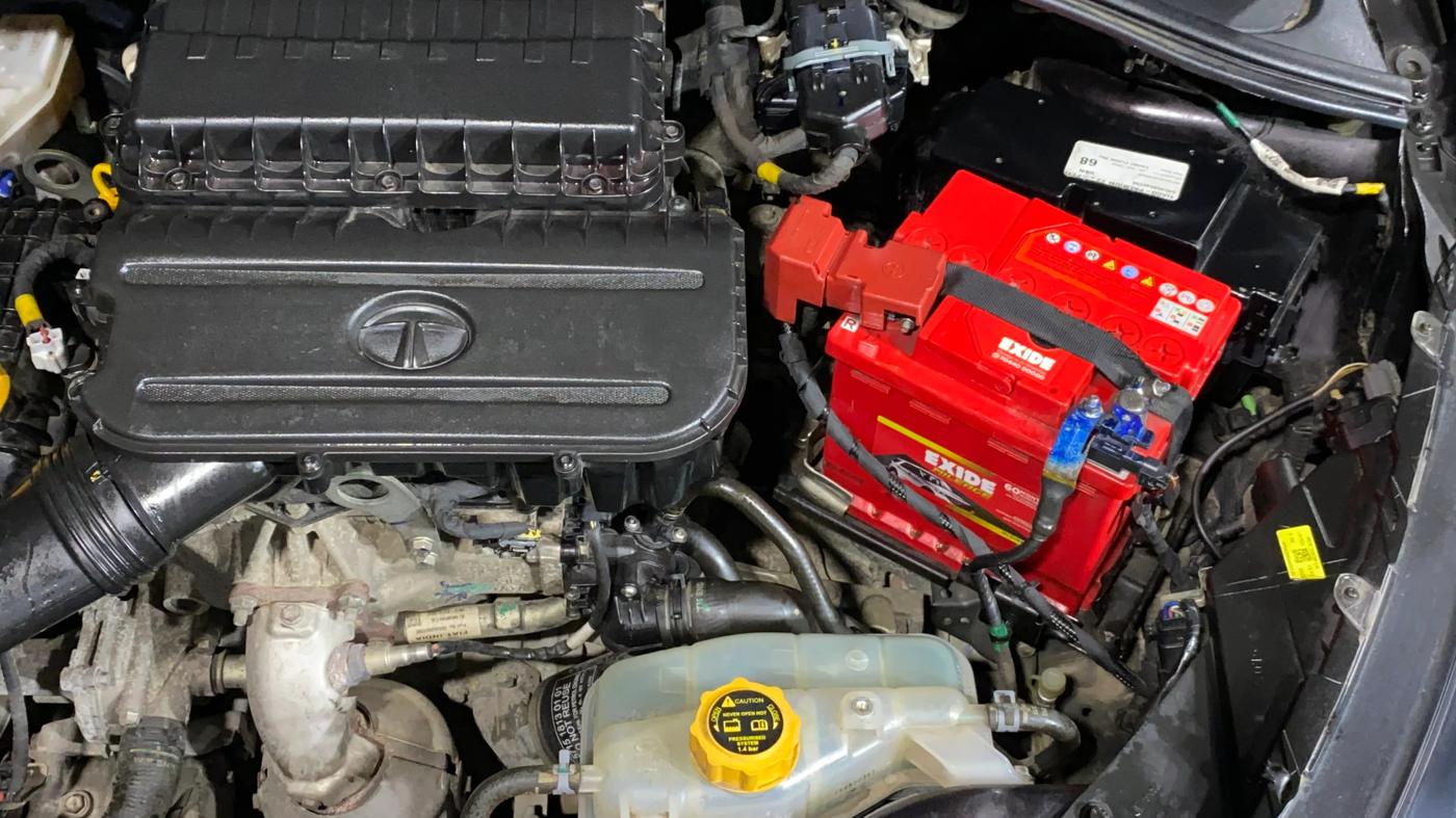2022 Tata Tiago XZ PLUS PETROL, Petrol, Manual, 39,856 km, Engine View - Left