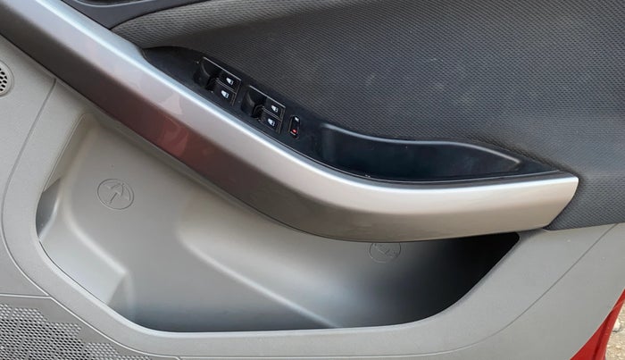 2017 Tata NEXON XZ PLUS DIESEL, Diesel, Manual, 63,198 km, Driver Side Door Panels Control