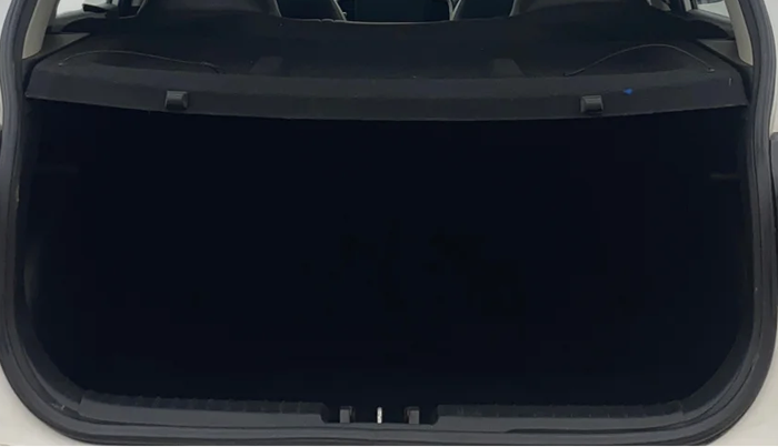 2021 Hyundai VENUE S 1.2, Petrol, Manual, 75,879 km, Boot Inside
