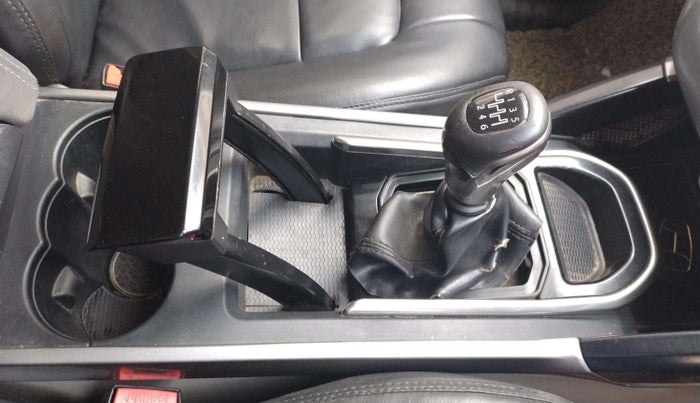 2022 Tata Safari XT PLUS, Diesel, Manual, 87,670 km, Gear Lever