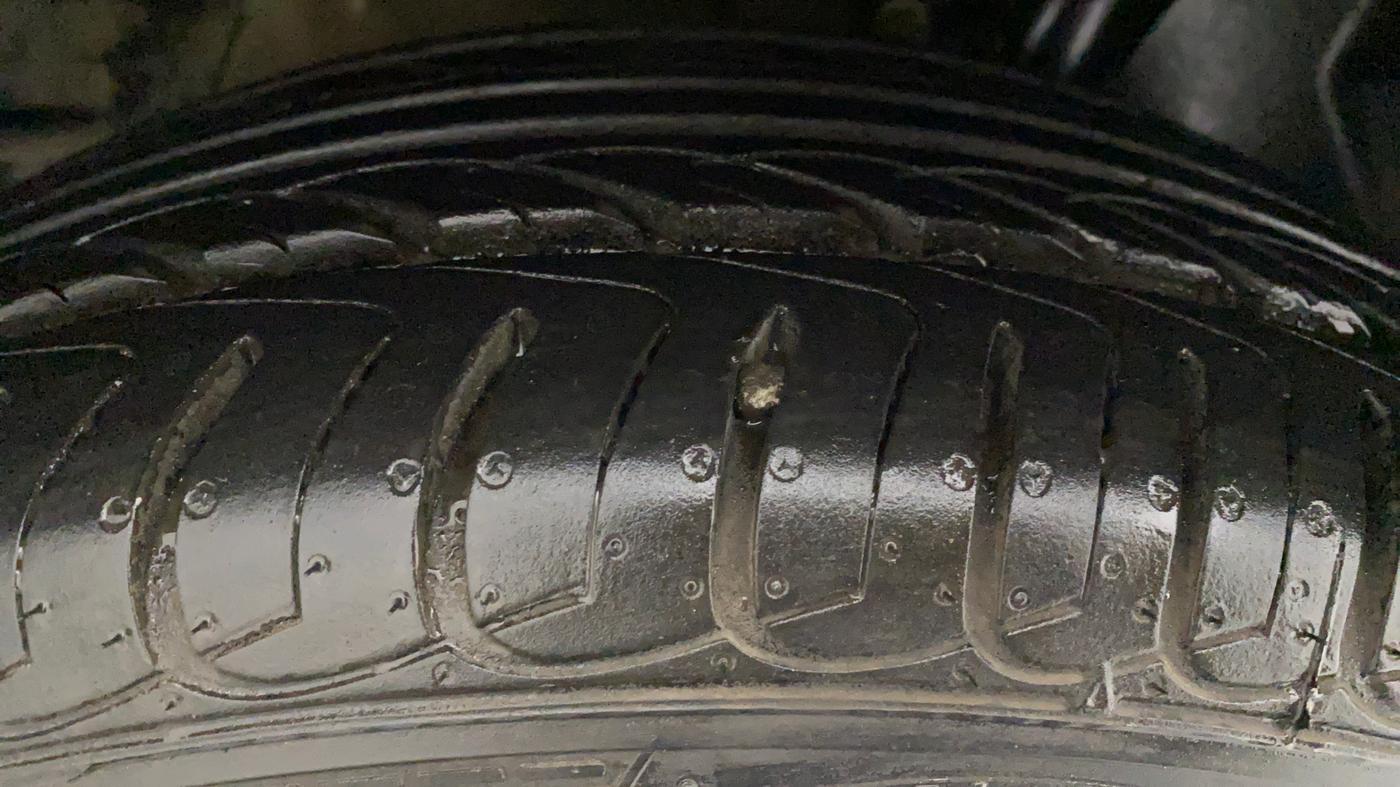 2016 Ford Ecosport TITANIUM 1.5L PETROL AT, Petrol, Automatic, 43,730 km, Right Rear Tyre Tread