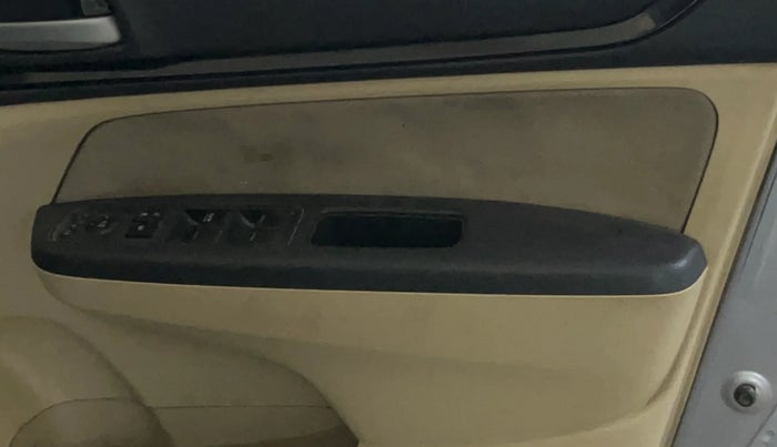 2018 Honda Amaze 1.2L I-VTEC V, Petrol, Manual, 1,11,878 km, Driver Side Door Panels Control