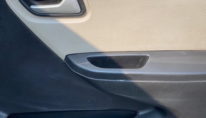 2019 Maruti Alto LXI, Petrol, Manual, 73,267 km, Driver Side Door Panels Control