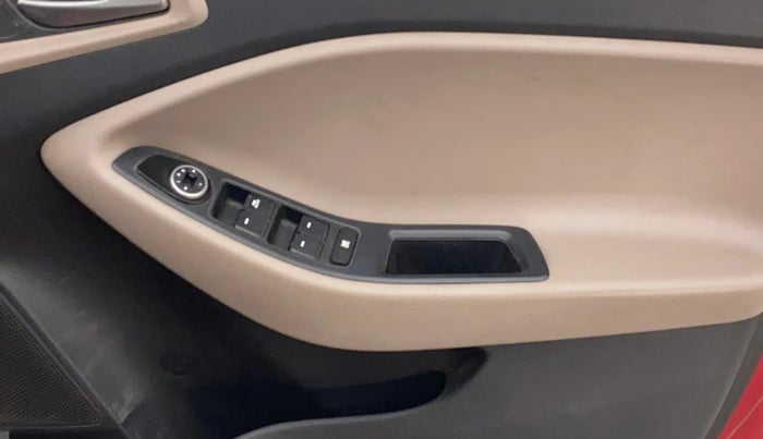 2015 Hyundai Elite i20 MAGNA 1.2, Petrol, Manual, 78,342 km, Driver Side Door Panels Control