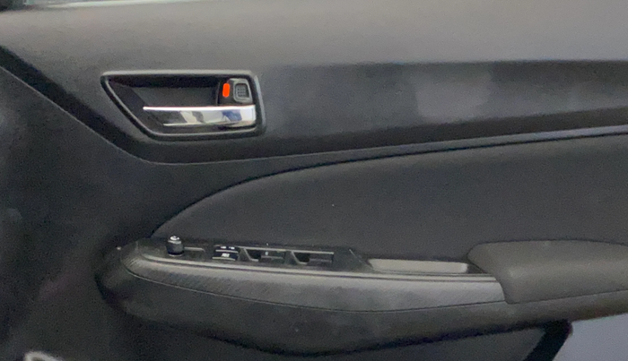2018 Maruti Swift VXI, Petrol, Manual, 42,649 km, Driver Side Door Panels Control