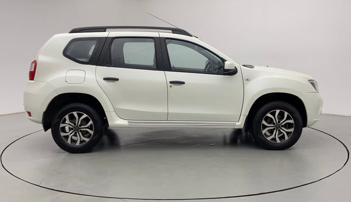 2016 Nissan Terrano XL PLUS 85 PS DEISEL, Diesel, Manual, Right Side