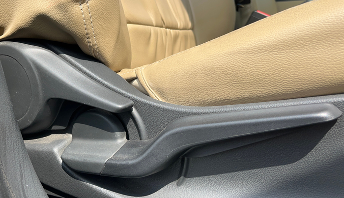 2019 Honda Amaze 1.2L I-VTEC S, Petrol, Manual, 47,492 km, Driver Side Adjustment Panel