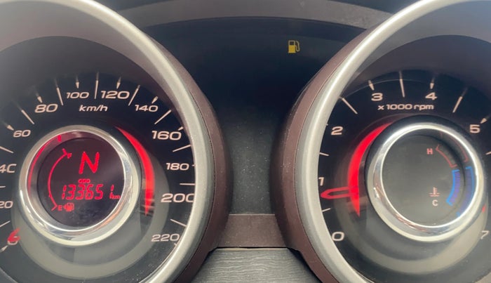 2015 Mahindra XUV500 W6, Diesel, Manual, 1,33,678 km, Odometer Image