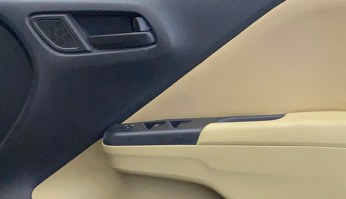 2014 Honda City 1.5L I-VTEC SV, Petrol, Manual, 65,045 km, Driver Side Door Panels Control