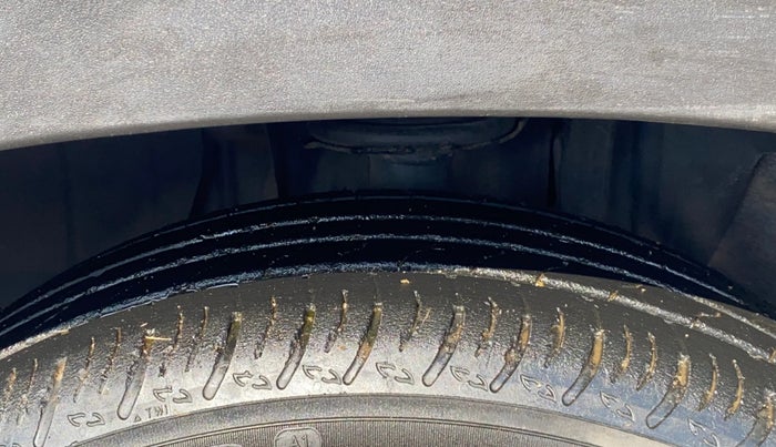 2021 Nissan MAGNITE XV MT, Petrol, Manual, 40,552 km, Left Front Tyre Tread