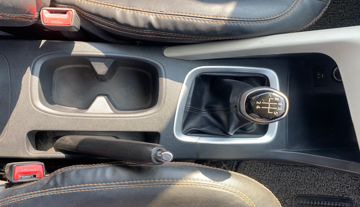 2021 Nissan MAGNITE XV MT, Petrol, Manual, 40,593 km, Gear Lever