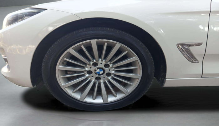 2018 BMW 3 Series  GT 320d Luxury Line, Diesel, Automatic, 62,533 km, Left Front Wheel