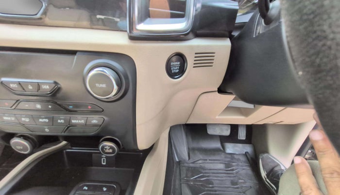 2019 Ford Endeavour TITANIUM PLUS 2.2 4X2 AT SUNROOF, Diesel, Automatic, 38,550 km, Keyless Start/ Stop Button