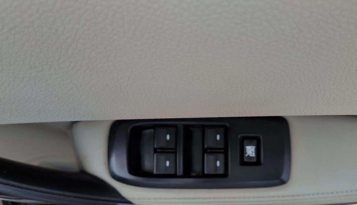 2019 Ford Endeavour TITANIUM PLUS 2.2 4X2 AT SUNROOF, Diesel, Automatic, 38,550 km, Driver Side Door Panels Control