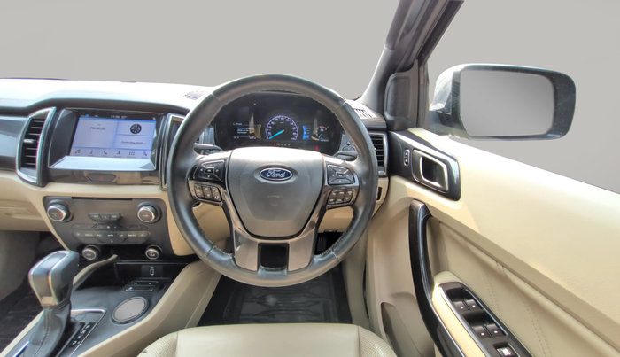 2019 Ford Endeavour TITANIUM PLUS 2.2 4X2 AT SUNROOF, Diesel, Automatic, 38,550 km, Steering Wheel Close Up