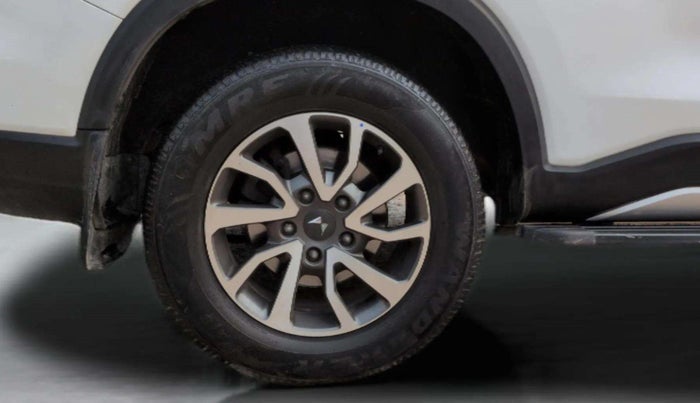 2023 Mahindra SCORPIO-N Z8 L DIESEL AT 2WD 7 STR, Diesel, Automatic, 43,965 km, Right Rear Wheel