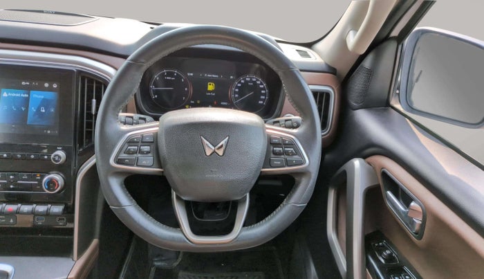 2023 Mahindra SCORPIO-N Z8 L DIESEL AT 2WD 7 STR, Diesel, Automatic, 43,965 km, Steering Wheel Close Up