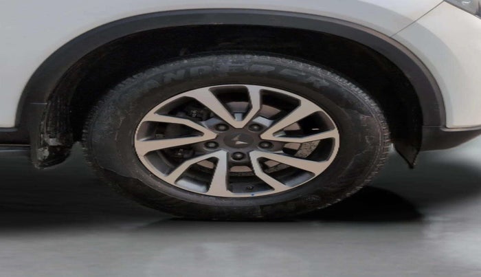 2023 Mahindra SCORPIO-N Z8 L DIESEL AT 2WD 7 STR, Diesel, Automatic, 43,965 km, Right Front Wheel