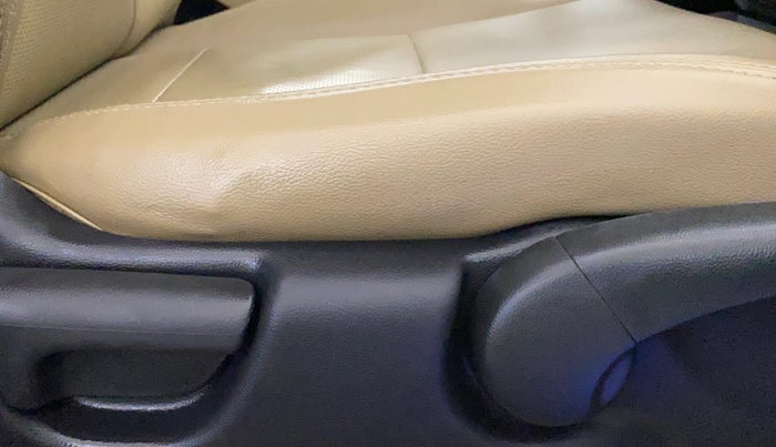 2020 Honda City 1.5L I-VTEC VX, Petrol, Manual, 41,789 km, Driver Side Adjustment Panel