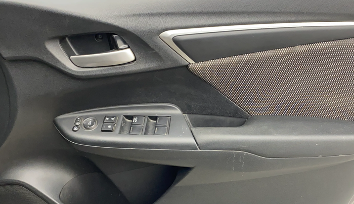 2018 Honda WR-V 1.2L I-VTEC VX MT, Petrol, Manual, 78,317 km, Driver Side Door Panels Control