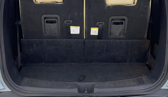 2021 Tata Safari XZA PLUS, Diesel, Automatic, 17,490 km, Boot Inside