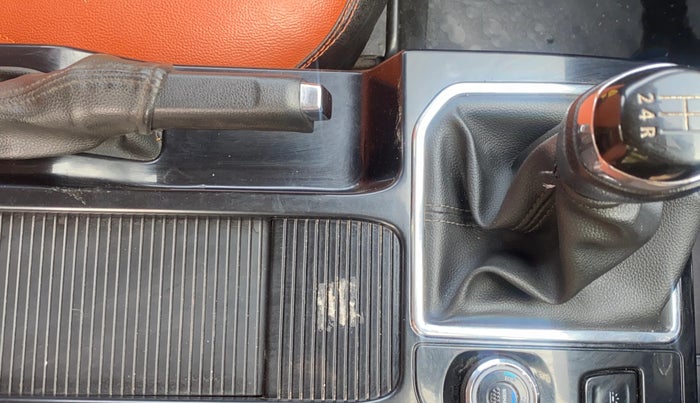 2021 Renault Kiger RXZ MT, Petrol, Manual, 67,026 km, Gear Lever